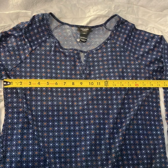Olsen Sz L/14 Navy Long Sleeve Top - Like New - Picture 5 of 6